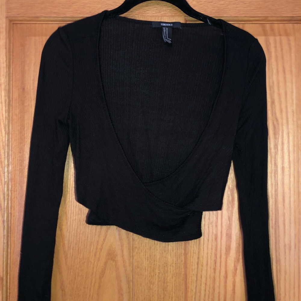 Long sleeve cross cross shirt